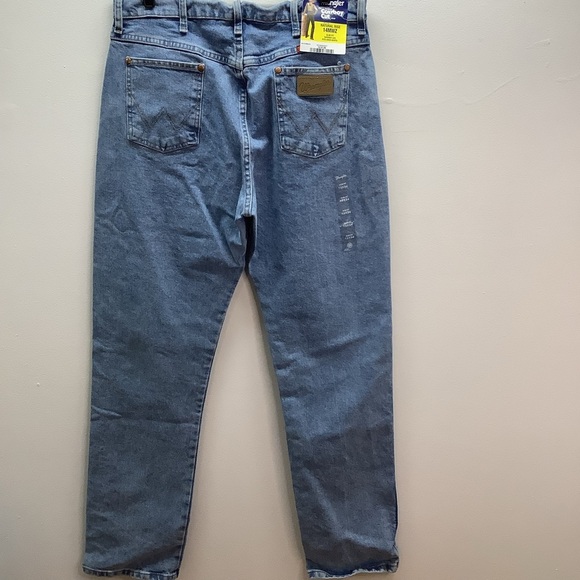 Wrangler Size 13x34 The Cowboy Cut Slim Light Wash Jean. New With Tags. - Picture 7 of 12